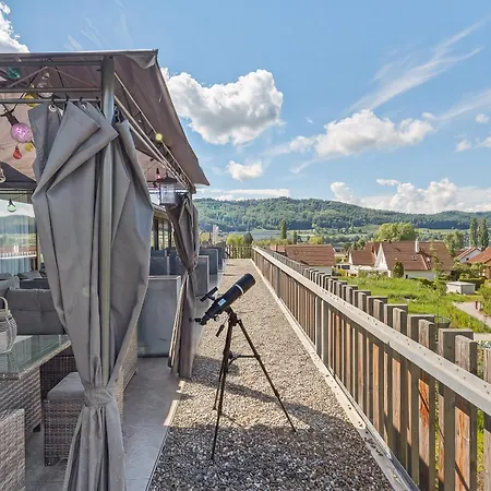 Grand Deluxe 23j - Seesicht - Billiard - Bbq - Trambolin - Tischkicker - Playstation 4 - Panorama Exklusive Ohningen